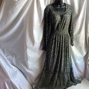 Knox Rose Olive Green Floral Long Sleeve Maxi Dress